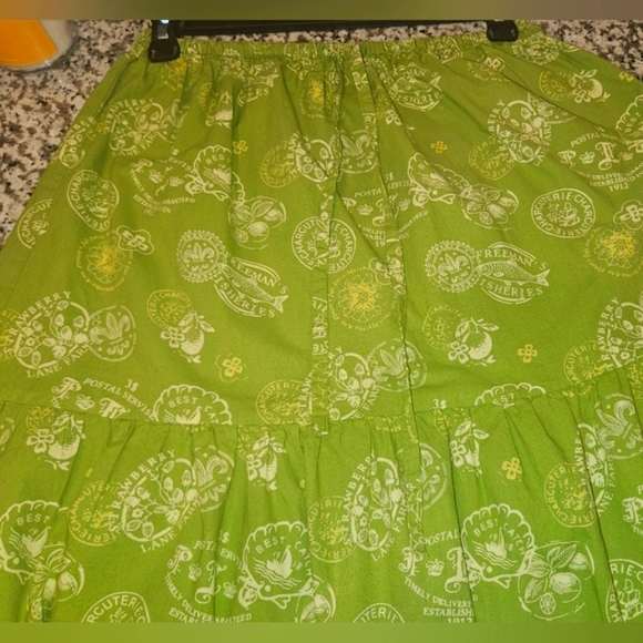 PrettyLittleThing Light Green Patterned Skirt Size 4 Exellent Condition - Picture 4 of 5